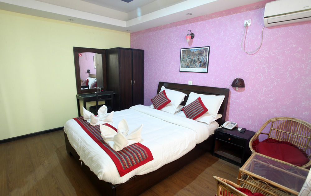 Oyo 153 Aster Hotel Nepal Kathmandu Exterior foto