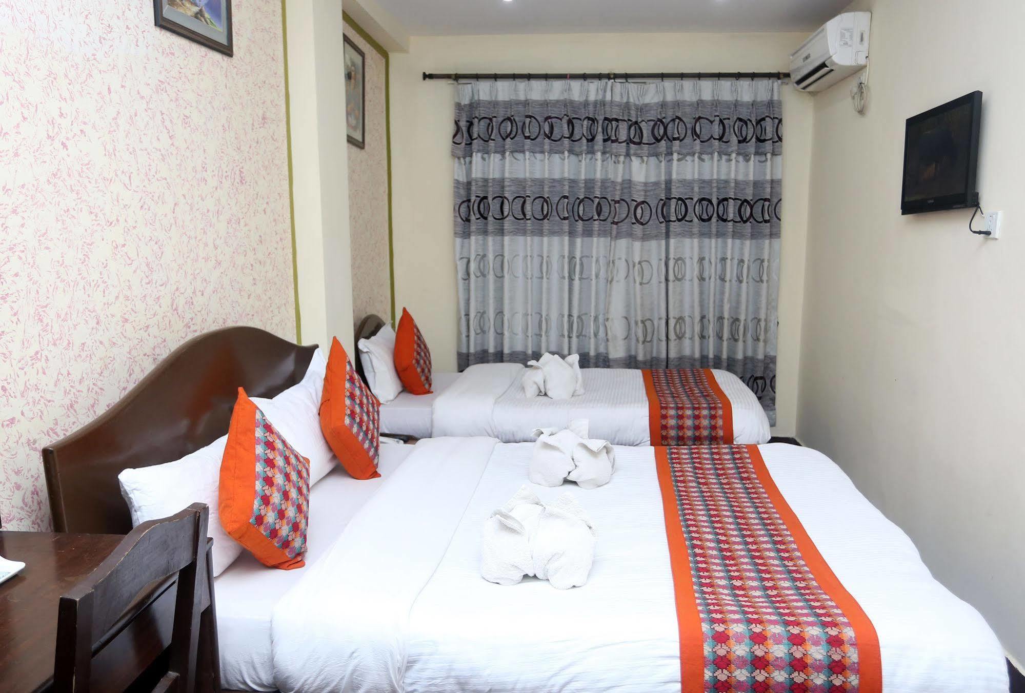 Oyo 153 Aster Hotel Nepal Kathmandu Exterior foto