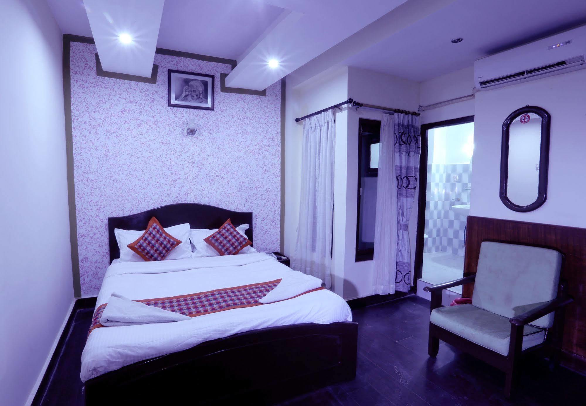Oyo 153 Aster Hotel Nepal Kathmandu Exterior foto