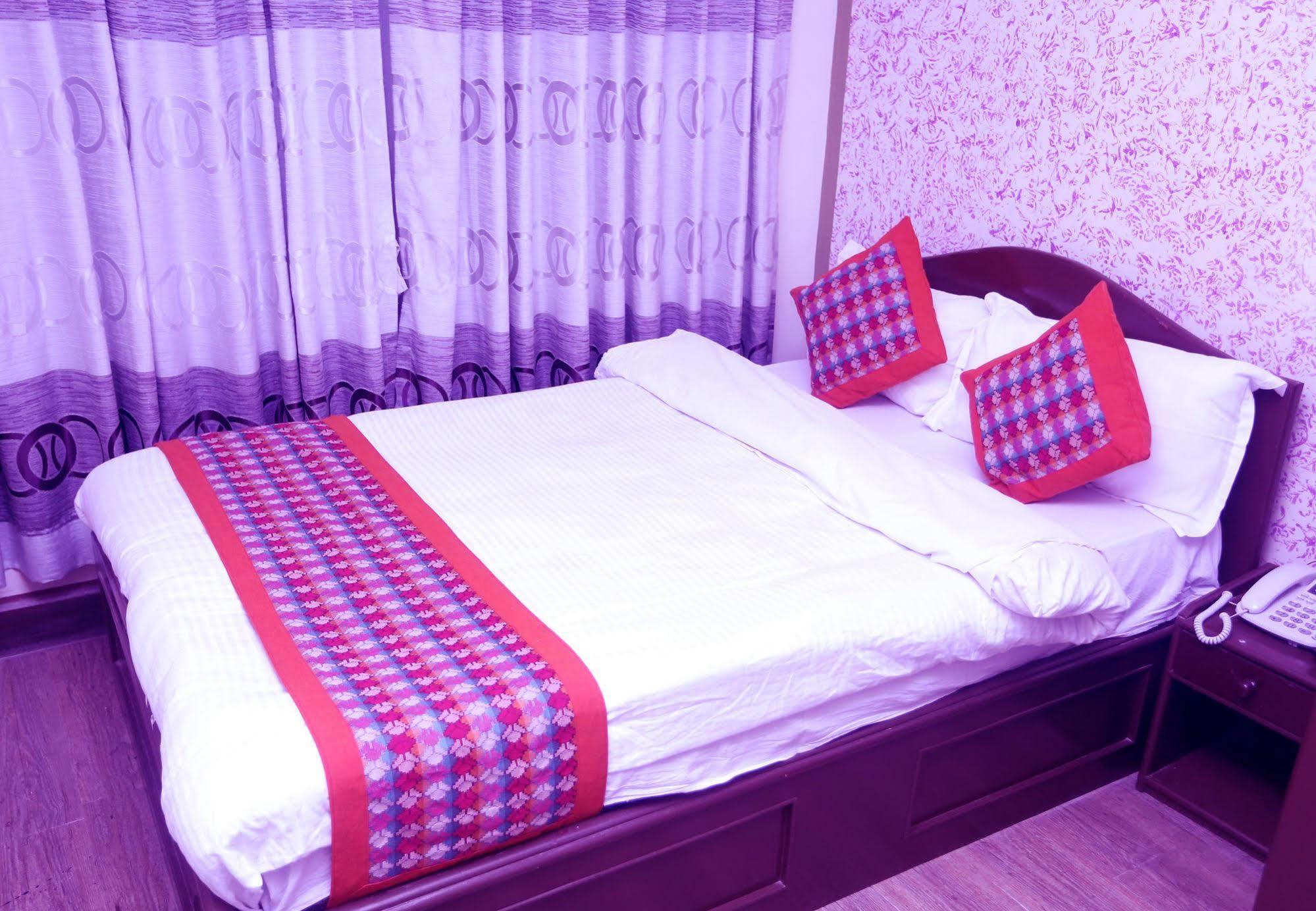 Oyo 153 Aster Hotel Nepal Kathmandu Exterior foto