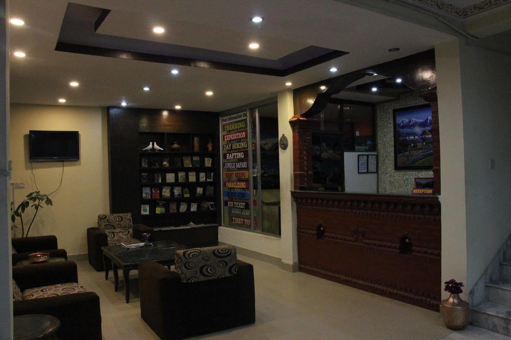 Oyo 153 Aster Hotel Nepal Kathmandu Exterior foto